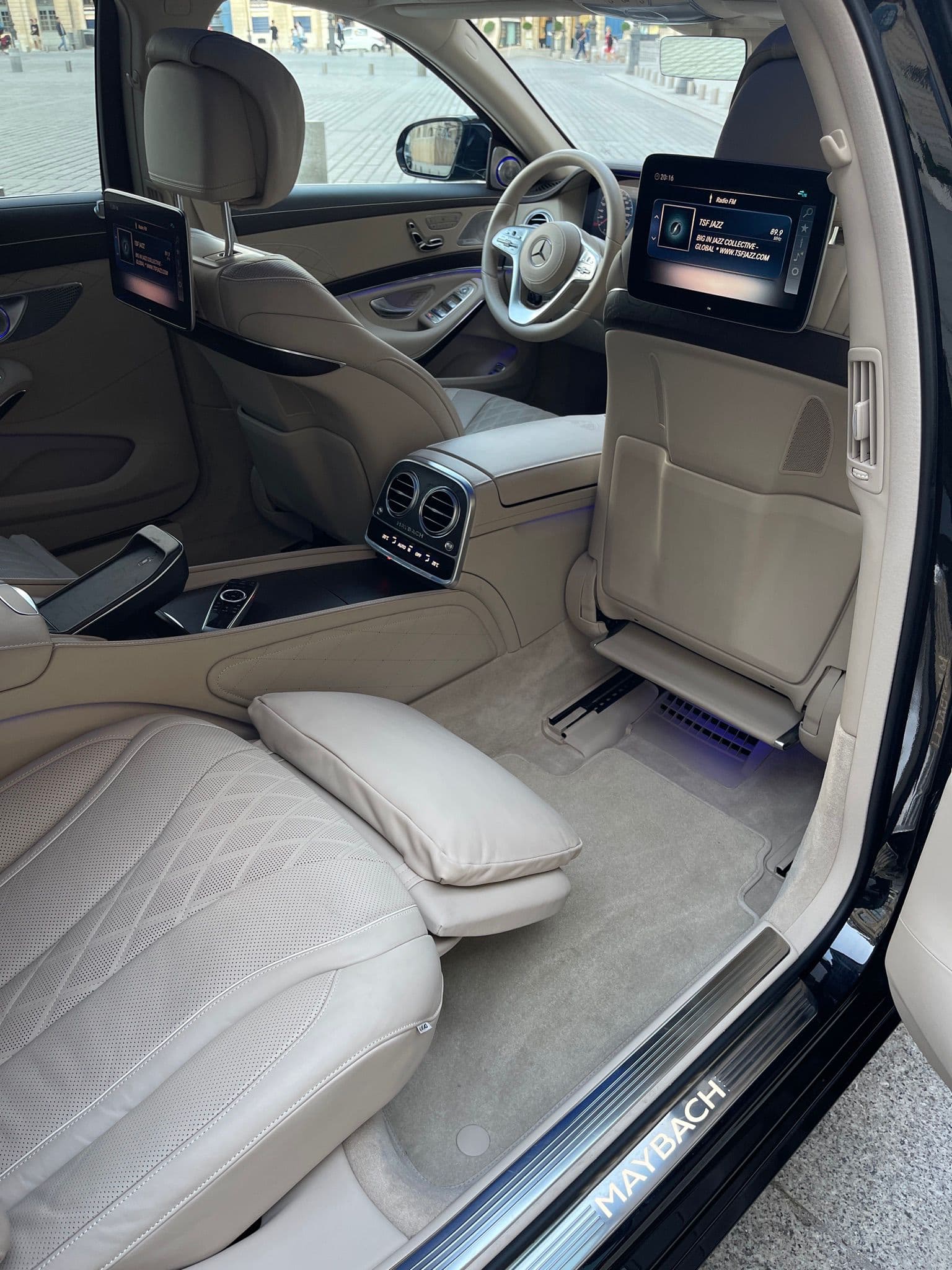Bentayga EWB